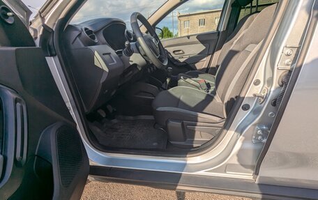 Dacia Duster II, 2019 год, 1 850 000 рублей, 6 фотография