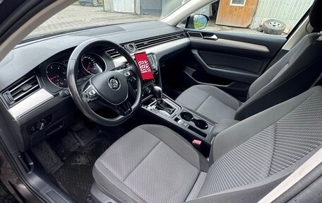 Volkswagen Passat B8 рестайлинг, 2017 год, 2 199 000 рублей, 11 фотография