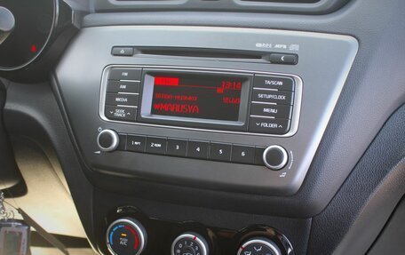 KIA Rio III рестайлинг, 2015 год, 985 000 рублей, 17 фотография
