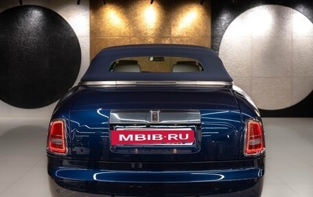 Rolls-Royce Phantom VII рестайлинг, 2016 год, 80 000 000 рублей, 6 фотография