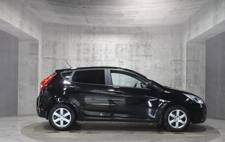 Hyundai Solaris II рестайлинг, 2012 год, 690 000 рублей, 9 фотография