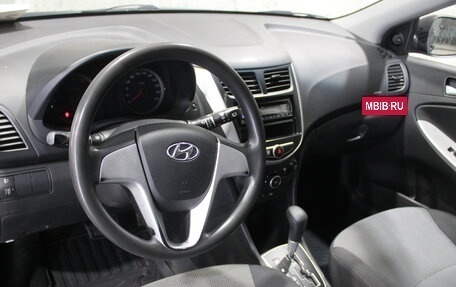 Hyundai Solaris II рестайлинг, 2012 год, 690 000 рублей, 5 фотография