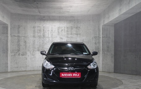 Hyundai Solaris II рестайлинг, 2012 год, 690 000 рублей, 2 фотография