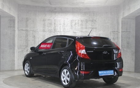 Hyundai Solaris II рестайлинг, 2012 год, 690 000 рублей, 12 фотография