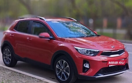 KIA Stonic, 2019 год, 1 700 000 рублей, 2 фотография