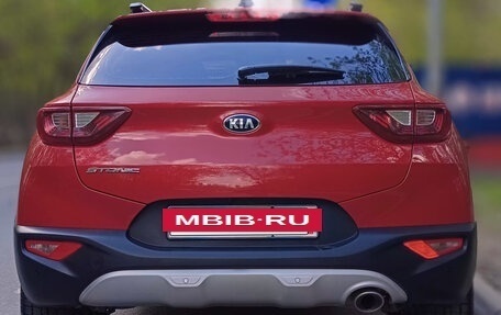 KIA Stonic, 2019 год, 1 700 000 рублей, 3 фотография