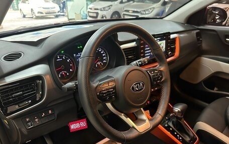 KIA Stonic, 2019 год, 1 700 000 рублей, 21 фотография