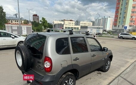 Chevrolet Niva I рестайлинг, 2010 год, 345 000 рублей, 5 фотография