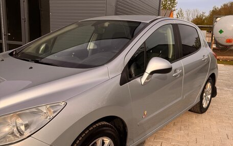 Peugeot 308 II, 2011 год, 640 000 рублей, 2 фотография