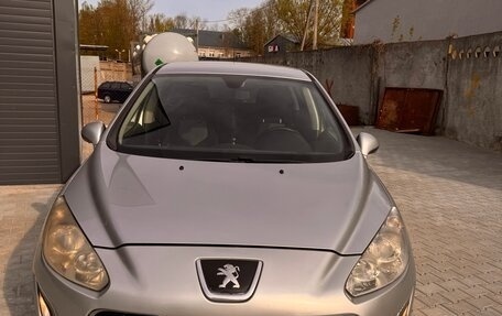Peugeot 308 II, 2011 год, 640 000 рублей, 3 фотография