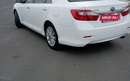 Toyota Camry, 2012 год, 2 250 000 рублей, 5 фотография