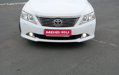 Toyota Camry, 2012 год, 2 250 000 рублей, 4 фотография