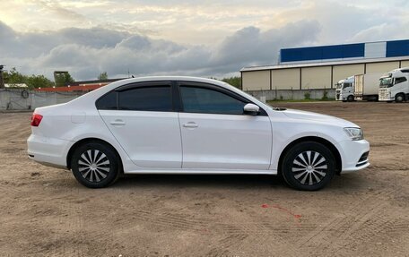 Volkswagen Jetta VI, 2015 год, 1 040 000 рублей, 3 фотография