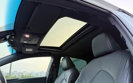 Toyota Avalon, 2022 год, 3 280 000 рублей, 4 фотография
