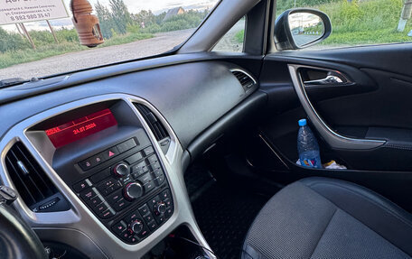 Opel Astra J, 2011 год, 880 000 рублей, 8 фотография