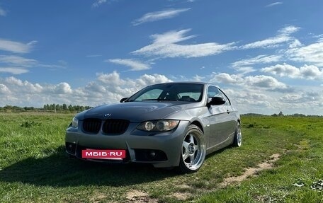 BMW 3 серия, 2008 год, 1 140 000 рублей, 3 фотография