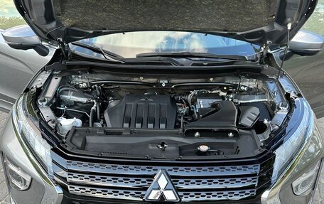 Mitsubishi Eclipse Cross, 2022 год, 2 300 000 рублей, 10 фотография