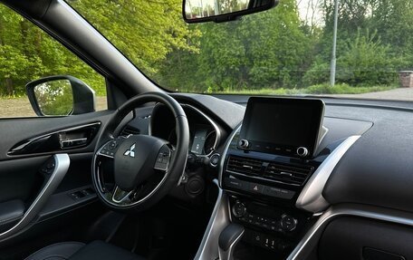 Mitsubishi Eclipse Cross, 2022 год, 2 300 000 рублей, 13 фотография