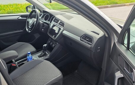 Volkswagen Tiguan II, 2020 год, 2 500 000 рублей, 8 фотография