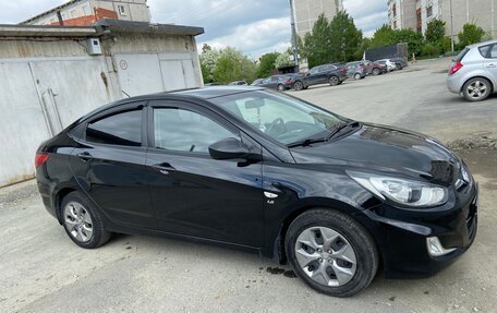 Hyundai Solaris II рестайлинг, 2014 год, 876 000 рублей, 2 фотография
