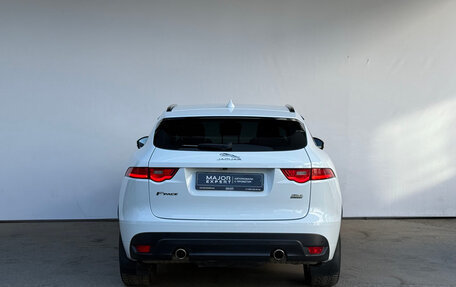 Jaguar F-Pace, 2017 год, 3 290 000 рублей, 22 фотография