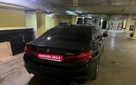 BMW 5 серия, 2019 год, 2 300 000 рублей, 2 фотография