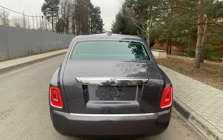 Rolls-Royce Phantom VIII, 2018 год, 36 900 000 рублей, 1 фотография