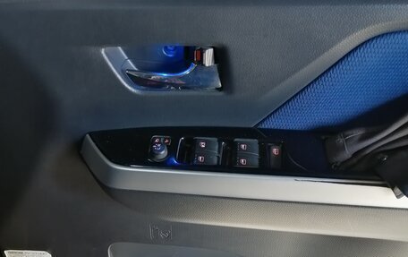 Toyota Roomy I, 2017 год, 1 085 000 рублей, 19 фотография