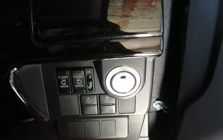 Toyota Roomy I, 2017 год, 1 085 000 рублей, 27 фотография
