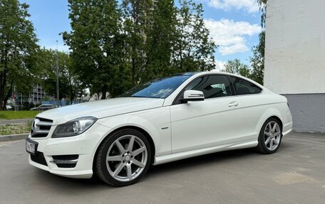Mercedes-Benz C-Класс, 2012 год, 1 750 000 рублей, 3 фотография