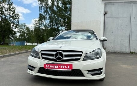 Mercedes-Benz C-Класс, 2012 год, 1 750 000 рублей, 5 фотография