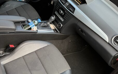 Mercedes-Benz C-Класс, 2012 год, 1 750 000 рублей, 14 фотография