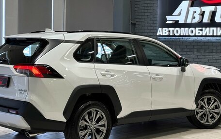 Toyota RAV4, 2024 год, 3 867 000 рублей, 5 фотография
