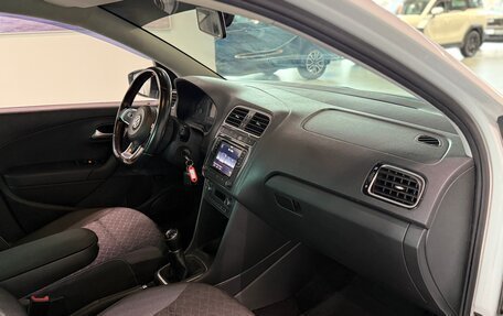 Volkswagen Polo VI (EU Market), 2018 год, 1 120 000 рублей, 8 фотография