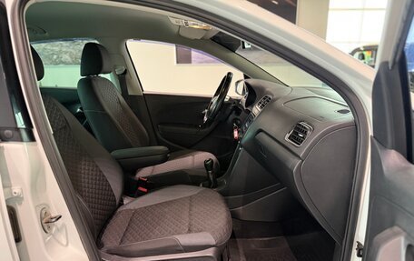 Volkswagen Polo VI (EU Market), 2018 год, 1 120 000 рублей, 13 фотография
