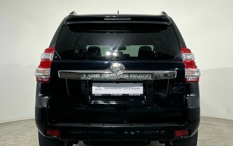 Toyota Land Cruiser Prado 150 рестайлинг 2, 2017 год, 4 680 000 рублей, 3 фотография