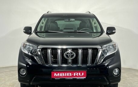 Toyota Land Cruiser Prado 150 рестайлинг 2, 2017 год, 4 680 000 рублей, 6 фотография
