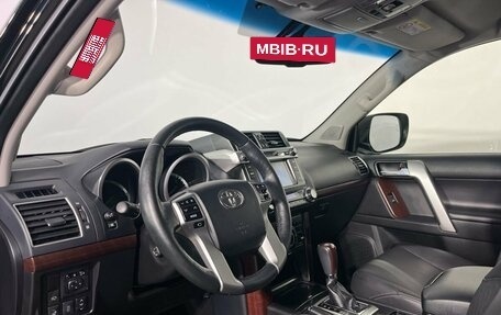 Toyota Land Cruiser Prado 150 рестайлинг 2, 2017 год, 4 680 000 рублей, 8 фотография