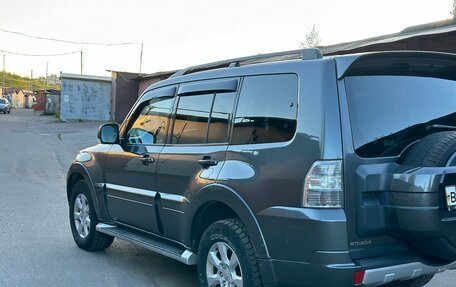 Mitsubishi Pajero IV, 2011 год, 2 100 000 рублей, 4 фотография