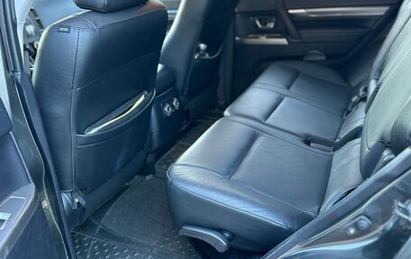 Mitsubishi Pajero IV, 2011 год, 2 100 000 рублей, 12 фотография