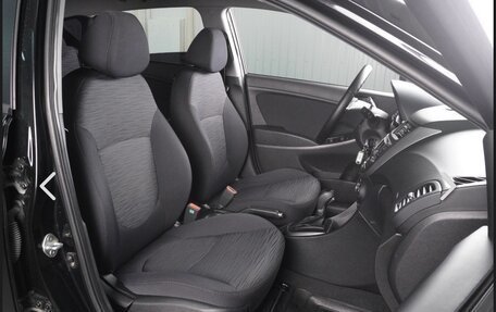 Hyundai Solaris II рестайлинг, 2014 год, 1 350 000 рублей, 8 фотография