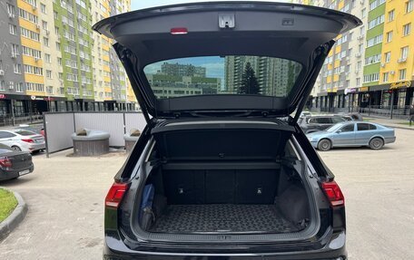 Volkswagen Tiguan II, 2020 год, 2 700 000 рублей, 13 фотография