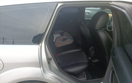 Ford Focus II рестайлинг, 2005 год, 420 000 рублей, 18 фотография