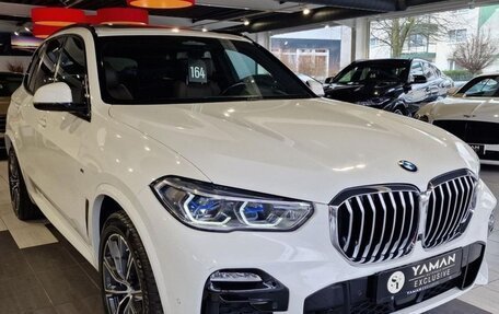 BMW X5, 2021 год, 4 755 555 рублей, 2 фотография
