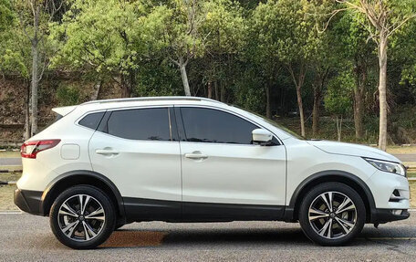 Nissan Qashqai, 2022 год, 1 840 000 рублей, 4 фотография