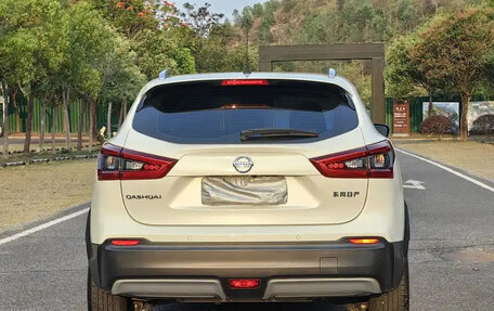 Nissan Qashqai, 2022 год, 1 840 000 рублей, 7 фотография