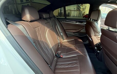 BMW 5 серия, 2021 год, 5 850 000 рублей, 13 фотография