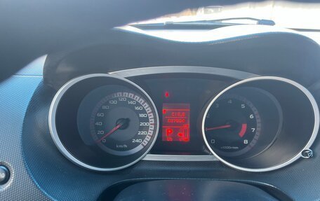 Mitsubishi Outlander III рестайлинг 3, 2007 год, 800 000 рублей, 7 фотография