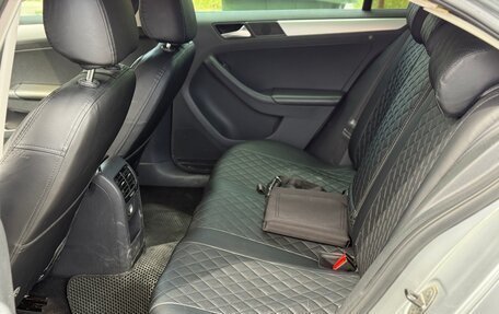Volkswagen Jetta VI, 2012 год, 980 000 рублей, 8 фотография