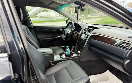 Toyota Camry, 2015 год, 1 980 000 рублей, 6 фотография